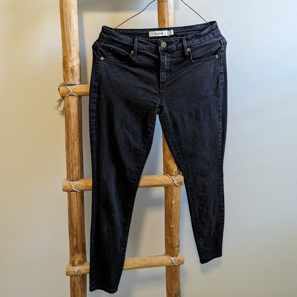 JustFab Skinny Jeans Black 26